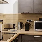 Manhattan Loft - Centre - 5 Mn A Pied Gare - Parking Prive - Patio 아파트 *